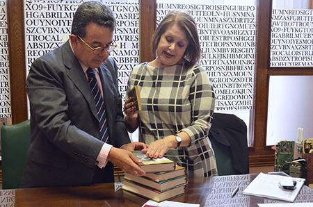 Embajador de México Dr. Francisco Arroyo Vieyra Directora de la Biblioteca Nacional Lic. Esther Pailos