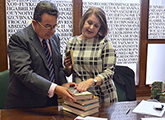 Embajador de México Dr. Francisco Arroyo Vieyra Directora de la Biblioteca Nacional Lic. Esther Pailos